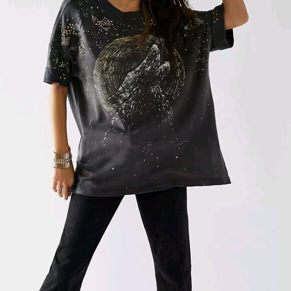 Free People Tops - Free People Howlin Tee Womens Medium Washed Black Studded Embellished EUC